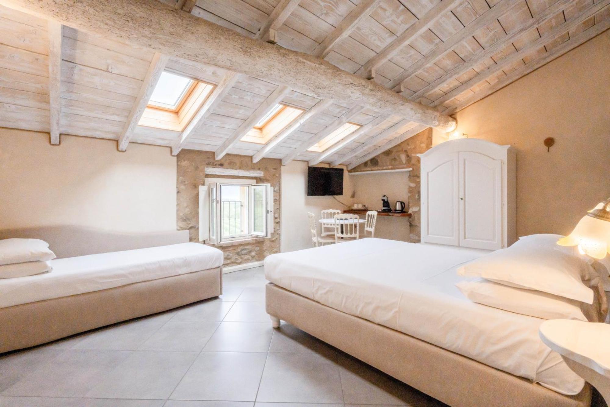 Casal Del Pigno Bed & Breakfast Peschiera del Garda Exterior foto